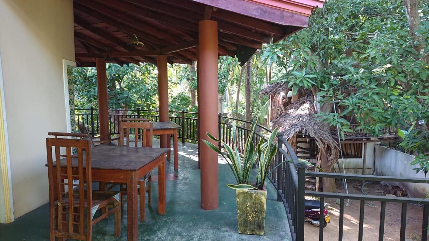 Leopard City Hostel Yala Tissamaharama Dış mekan fotoğraf